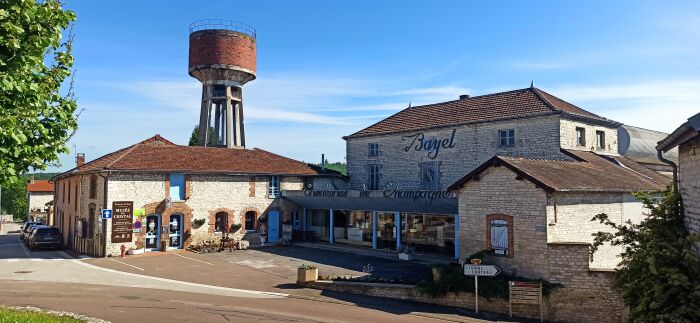 ECOMUSEE DE BAYEL - MUSEE DU CRISTAL.jpg