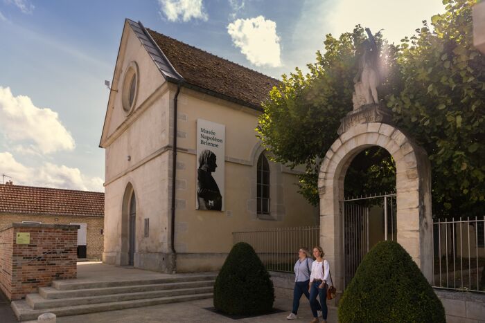 La Chapelle du Musée Napoléon.jpg Studio OG La Chapelle du Musée Napoléon.jpg Studio OG