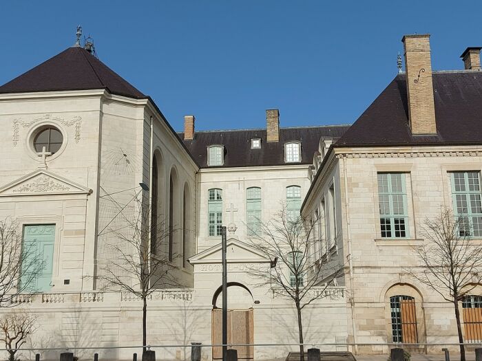 Apothicairerie de l’Hôtel-Dieu-le-Comte